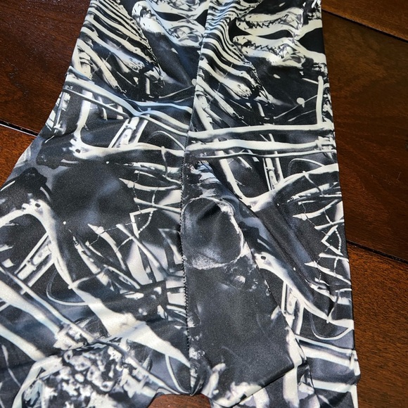 XS Bone Machine Catsuit - Picture 4 of 5